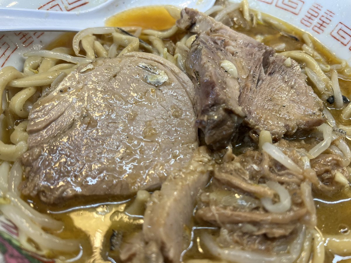 あさたろう tweet media