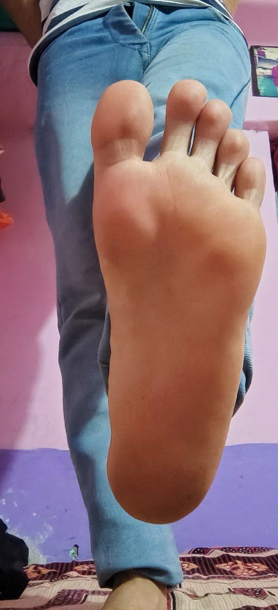 Master Mohit's bitch tweet media