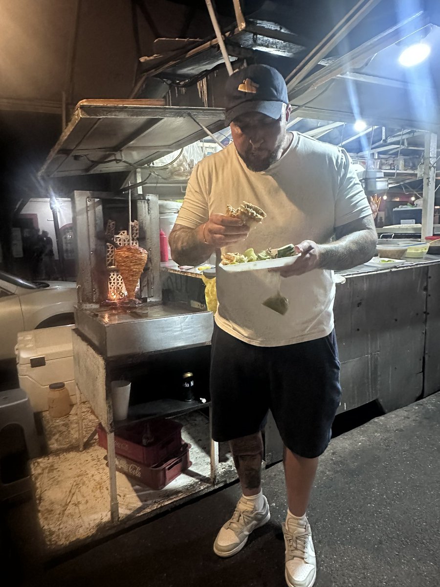 Girl Father tweet media