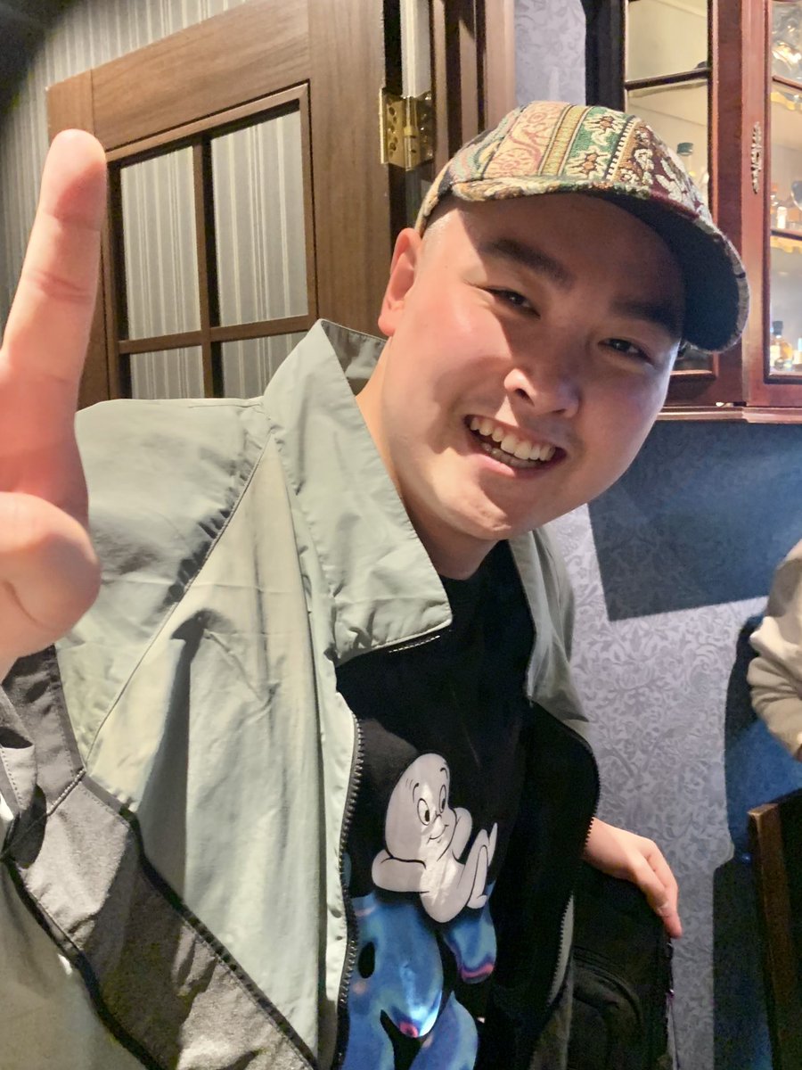 千葉大学モダンジャズ研究会のイベントにお邪魔して、宇野幸斗さん（<a href="/RaulGauga/">Kouto Uno / 宇野 幸斗</a>）リーダーのクインテットを観て参りました！

ちょっといつもとは違う宇野さんカッコよかったです🫶
ウッベの音良き〜🎶

ドラマー悠翔君ファミリーにもお会いできました🥁