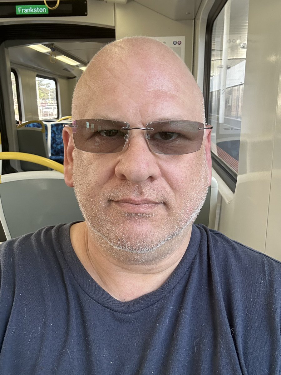 Armchair Commentator tweet media