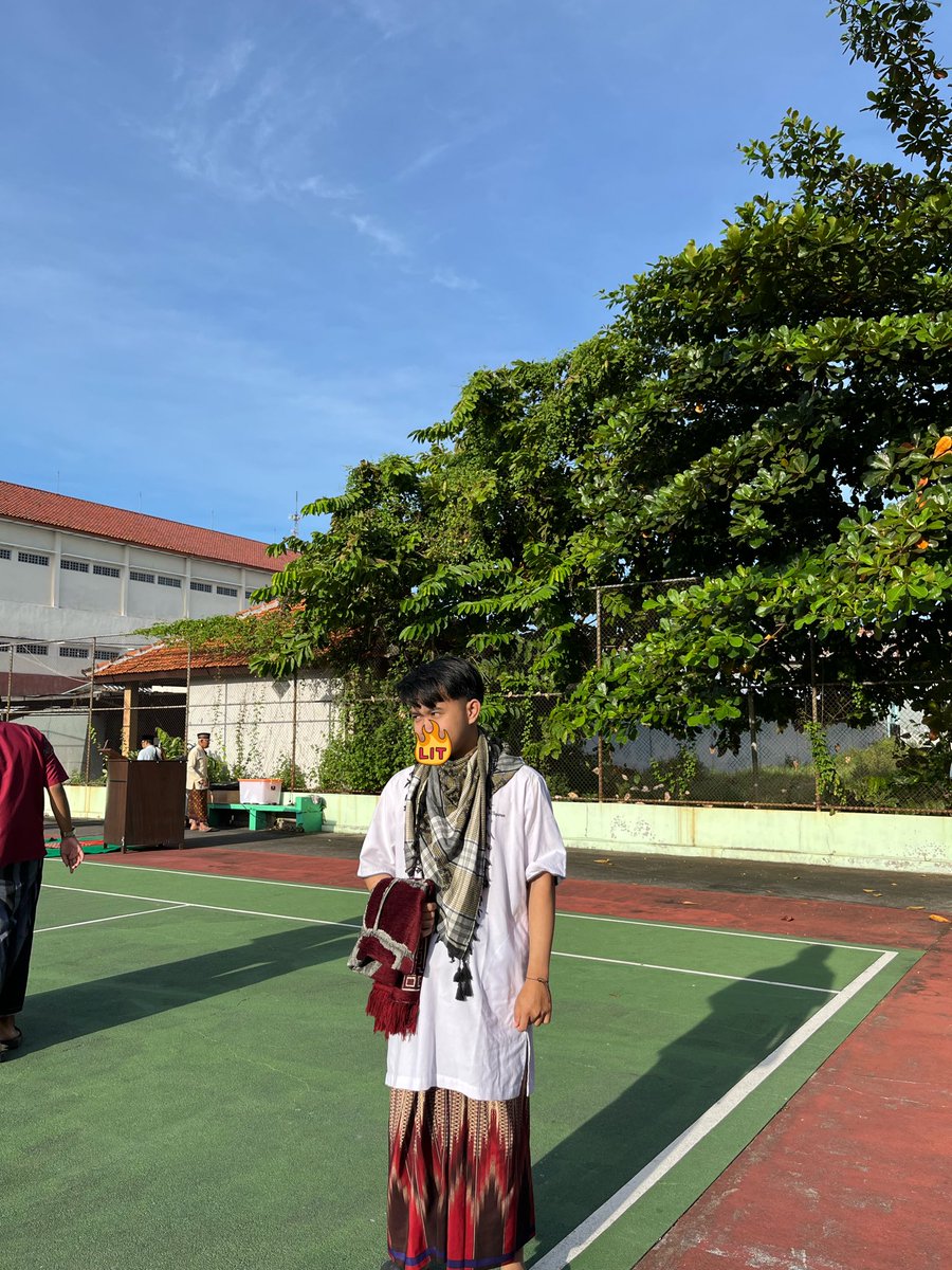 i n o🦕 tweet media