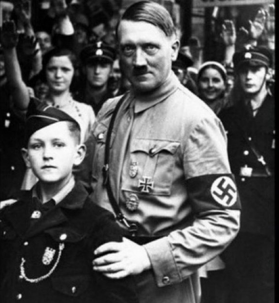 randomPfp tweet media