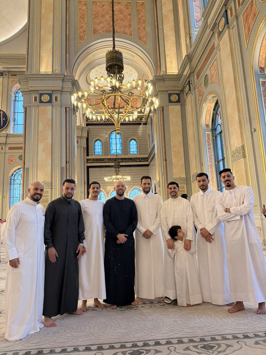 MohamedBenyett8's tweet photo. تقبل الله منا و منكم ،كل عام و أنتم بخير 🤲🏻🤍 https://t.co/Lk88VXvH2e