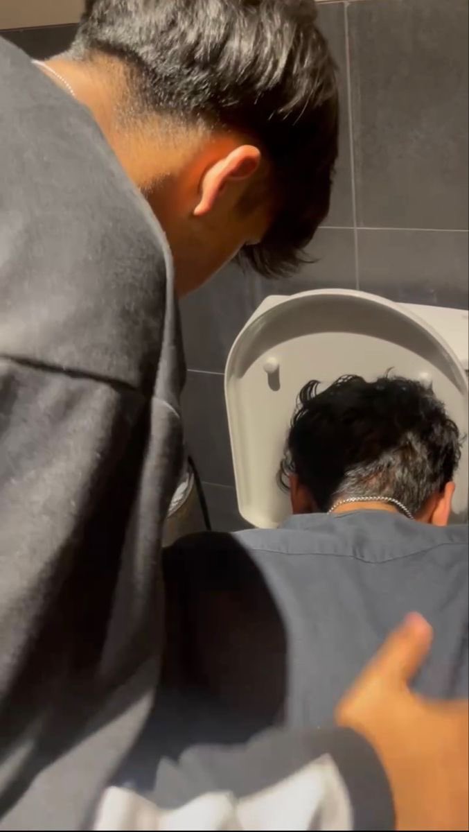 Full team lagi bersama bokem dan pakmil
Semangat dim👍