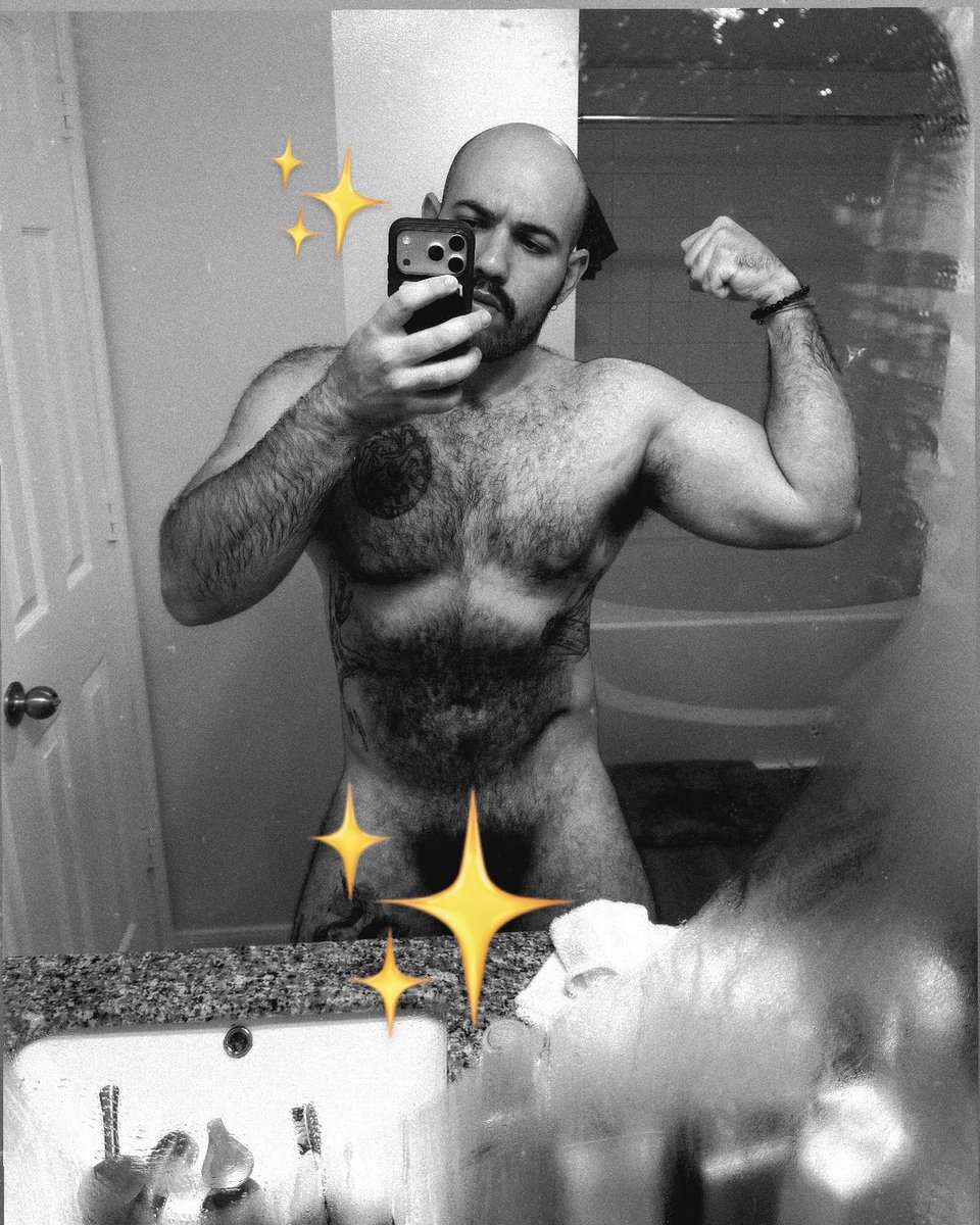 Polar Bear 🐻‍❄️ tweet media