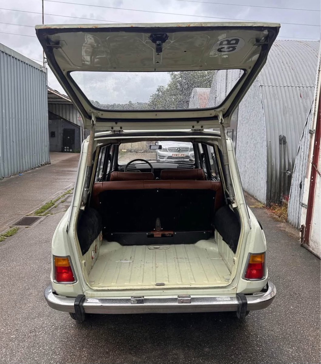 Nicolas ne pouvait plus payer, il est donc parti tweet media