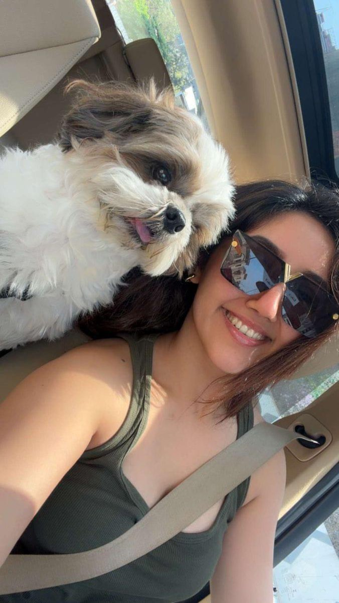 Team Ashnoorkaur ™ tweet media