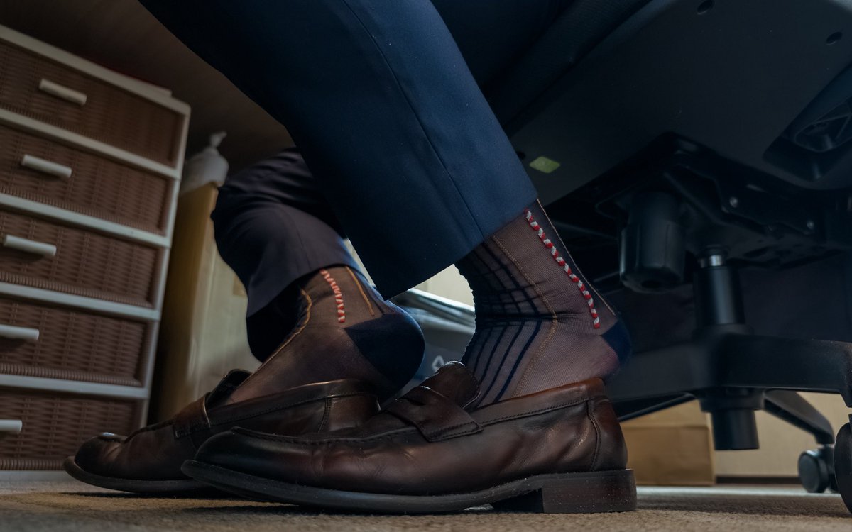 simon_socks tweet media