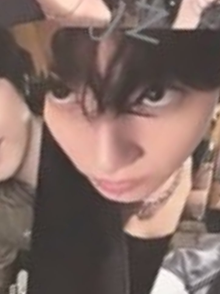 eva 🪭arirang tweet media