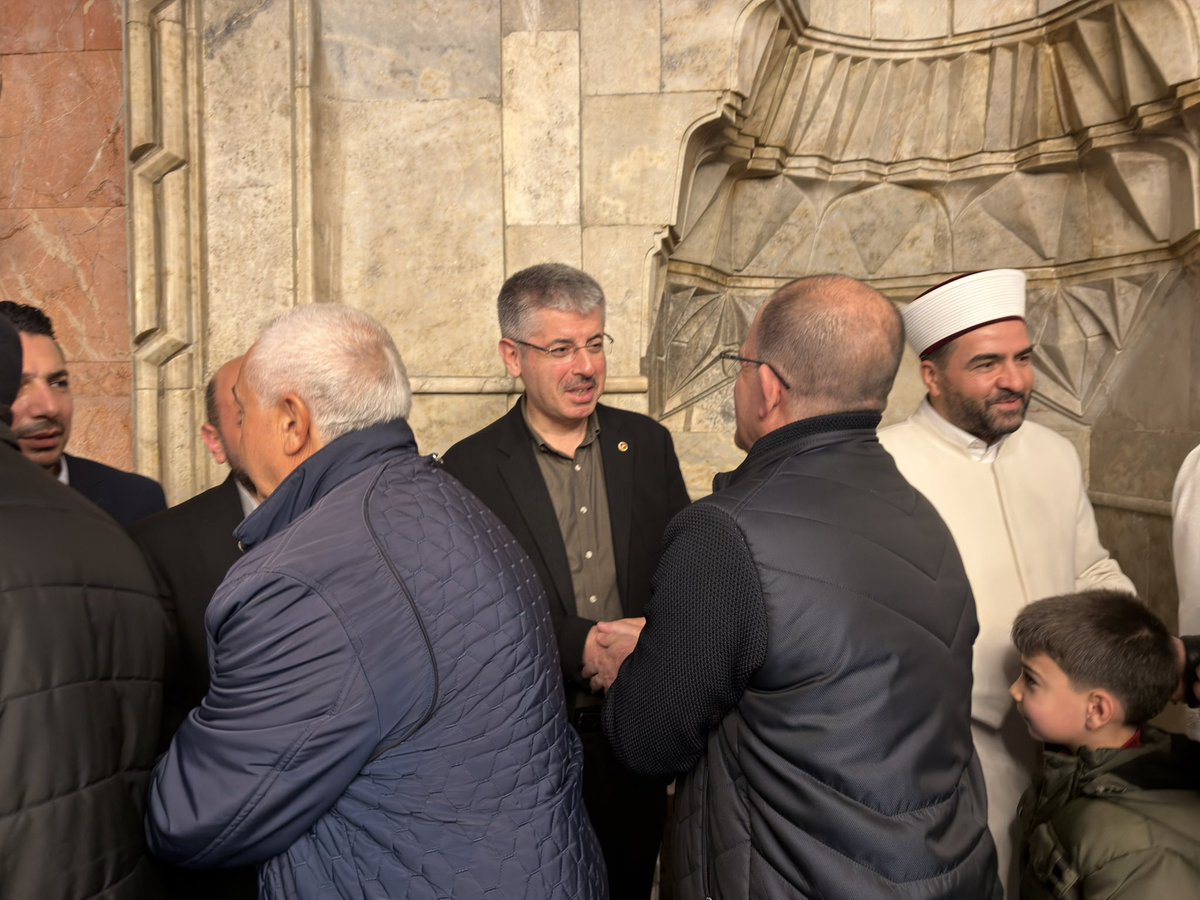 sabancopuroglu's tweet photo. Kayseri’nin kalbinde asırlardır dimdik duran Camii Kebir’den, birlik ve kardeşlik içinde nice bayramlara ulaşmayı diliyorum.

@RTErdogan @abuyukgumus @akpartikayseri https://t.co/lXL1etUkxg