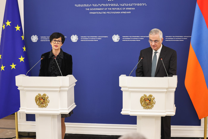 tbalayan's tweet photo. Commissioner @MartaKosEU visit to 🇦🇲 reaffirmed strong momentum ahead of May #EUArmeniaSummit. Discussions focused on the implementation of €270M Resilience & Growth Plan, 🇦🇲🇪🇺 Strategic Agenda, #CrossroadsofPeace into Trans-Caspian corridor, advancement of reforms. https://t.co/hi75ruLV8k