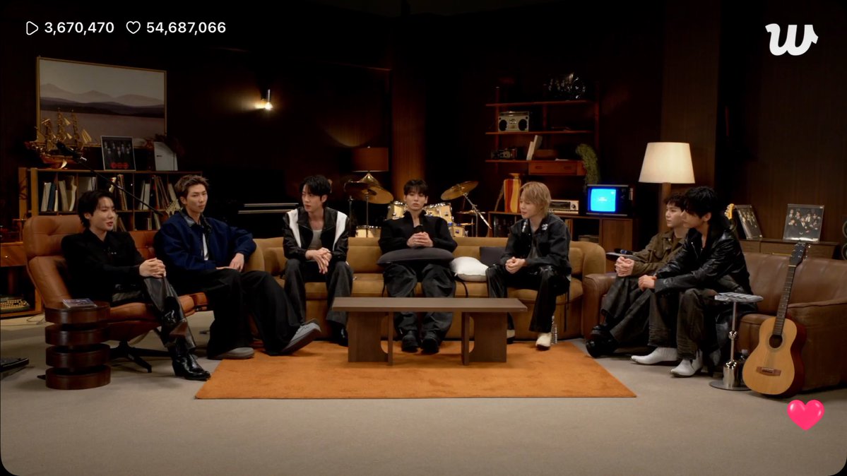 chloe☆ seeing bts! tweet media