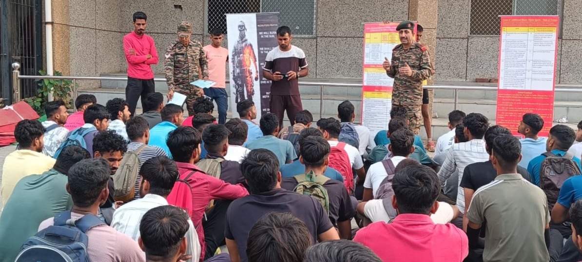 PRO Defence Lucknow tweet media