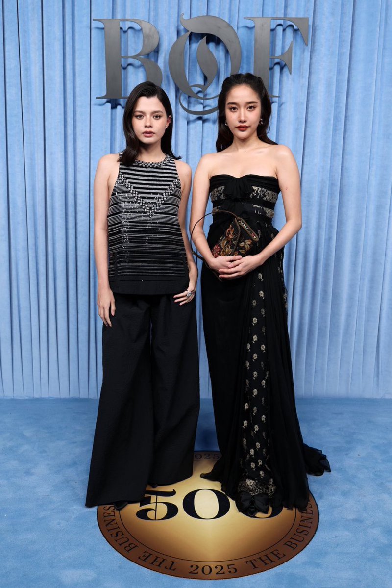 sia.มุแดงมีหนวดโบหยั่ย tweet media