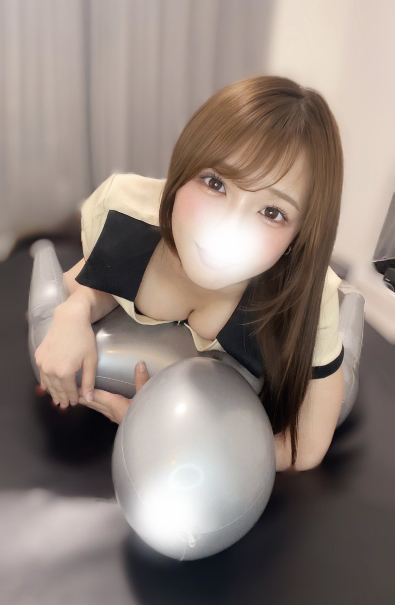 hm868686's tweet photo. 本日は懐かしい写真で...♡

見覚えある方いるかな？( > ⌓ < )

今日から鶴舞公園桜まつりやってるね🌸
季節のイベントはやっておきたいタイプ❣️ https://t.co/tdazxPM3iG