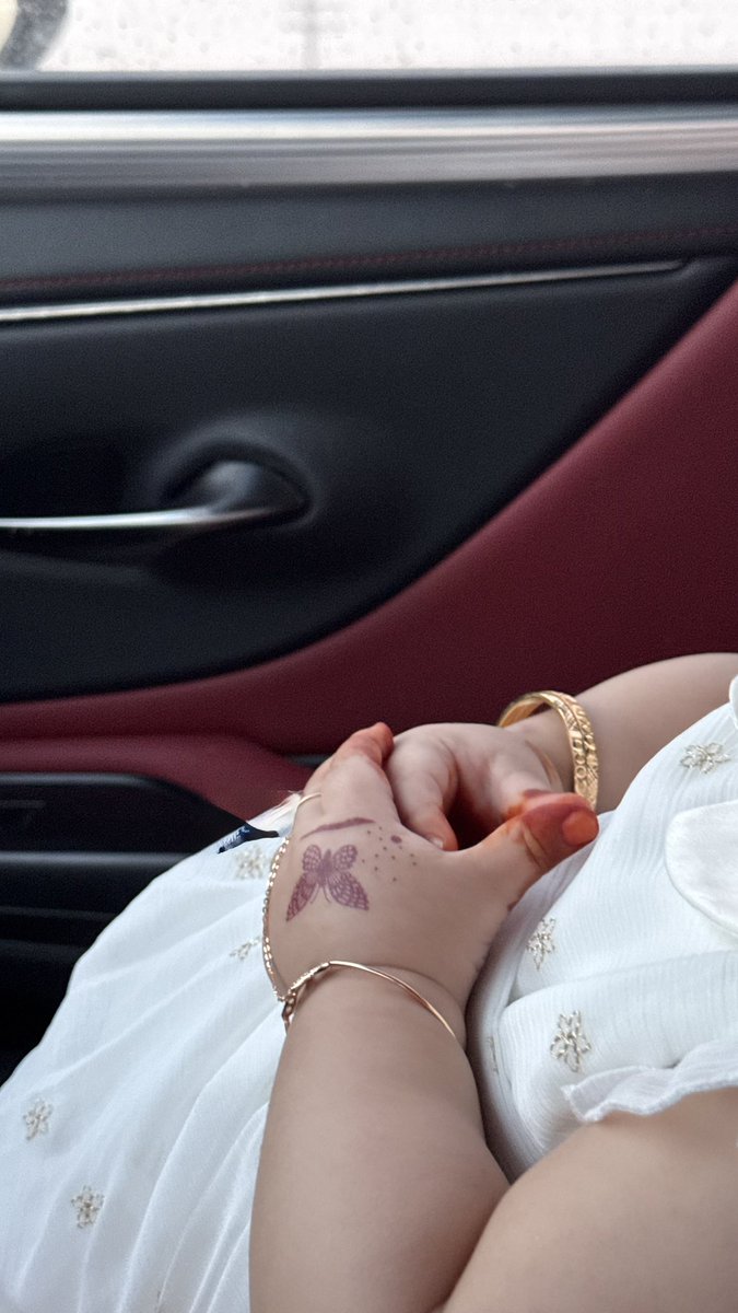 l_3adil's tweet photo. كل عام وانتم بخيييررررر ♥️♥️♥️ 

#عيد_الفطر_١٤٤٧ه 
#كل_عام_وأنتم_بخير https://t.co/0hjkvi0p1e