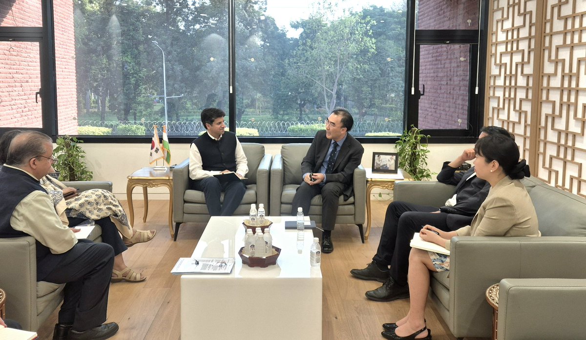 Korean Embassy India tweet media