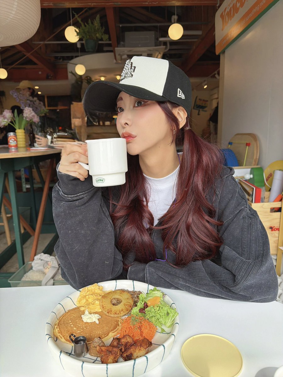 南真琴 tweet media