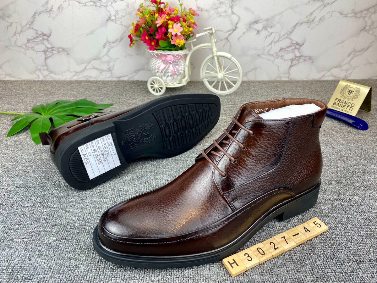 Naberz shoes tweet media