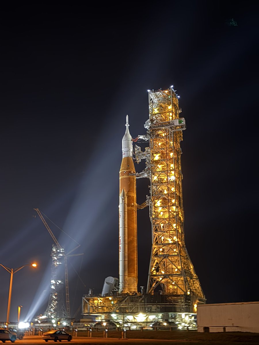 Andrew McCarthy tweet media