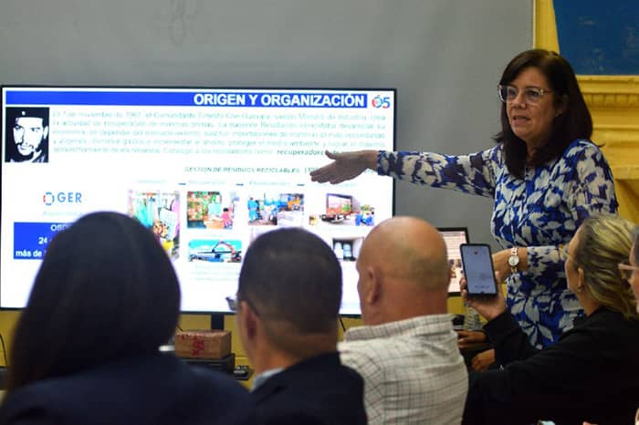 Nueva campaña impulsará cultura del reciclaje en el país.
 El Grupo Empresarial de Reciclaje del <a href="/MindusIndustria/">Ministerio de Industrias de Cuba</a> , lanzó este 18 de marzo, la campaña “Cuba Recicla”  que se desarrollará durante un año.
Más detalles en el siguiente artículo👇 cubadebate.cu/noticias/2026/…