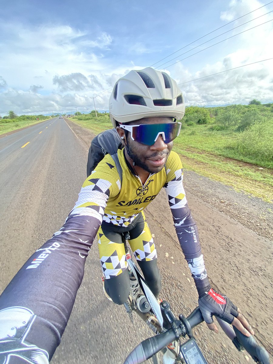 Siro Fits tweet media