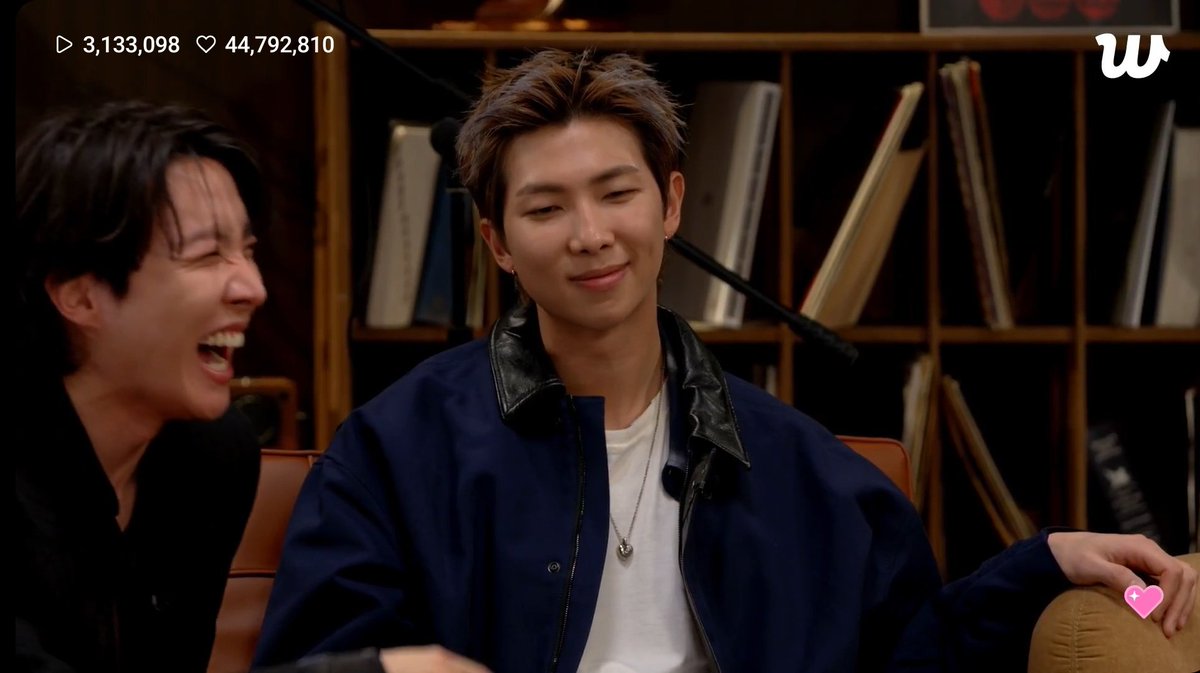 serendipidance's tweet photo. Hahahahah, all of them promised to learn how to speak English but never did. They're just the same as us with promising to learn Korean 😂😂😂😂

Namjoon is so done with them 😂😂 https://t.co/gfXu8T2DMq