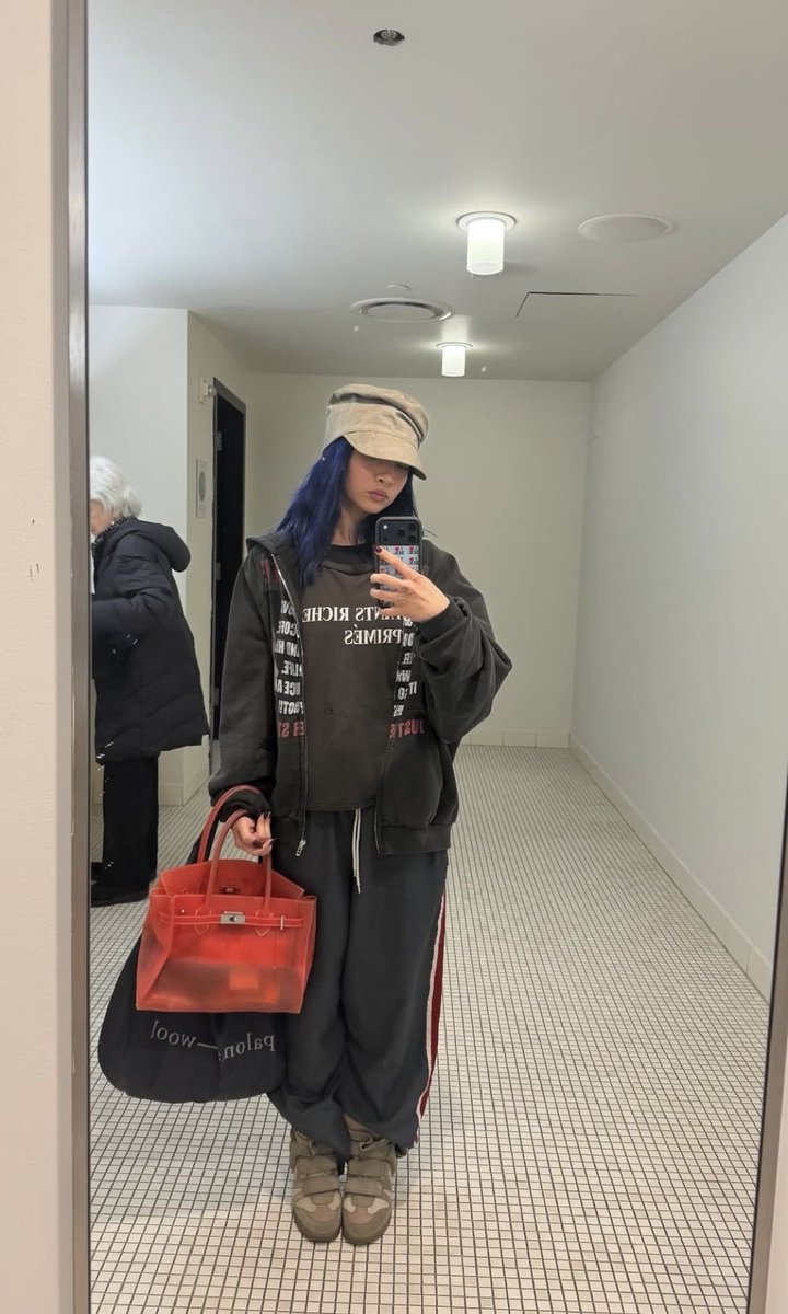 ⋆°𖦹 iza tkm data ✩.ᐟ tweet media