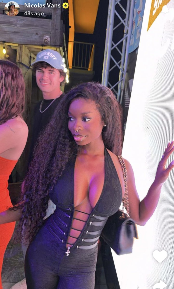 Ariana Stan tweet media