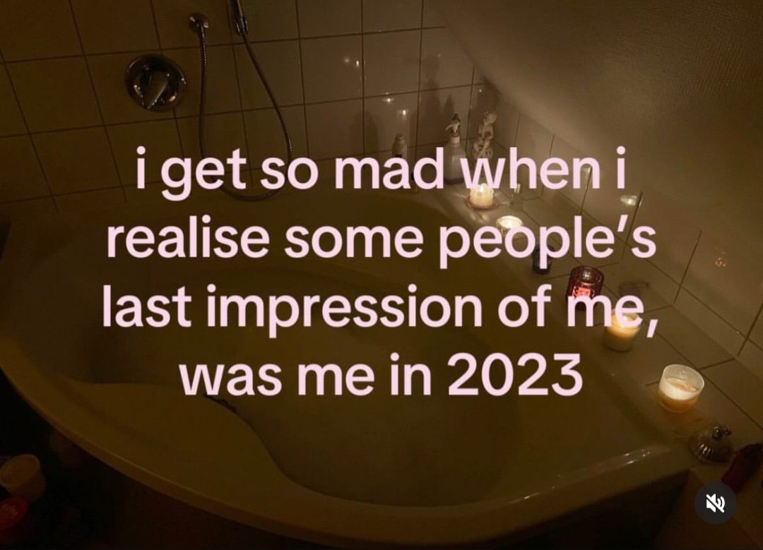 girlsay. tweet media