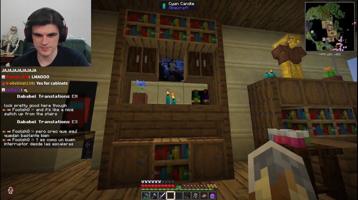 Kemagere_03's tweet photo. Que lindo es ver que los únicos 3 que estan en el server (Aldo, Foolish y Tina) están decorando su habitación en la casa de Vegetta 😭💞

Además cada uno decorando a su estilo 🥹 es justo lo que Vegetta quería 🤏🏻

#qsmp2 https://t.co/kEpVH9ESlt