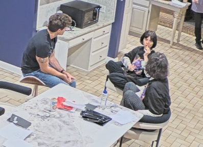 Amorphous tweet media