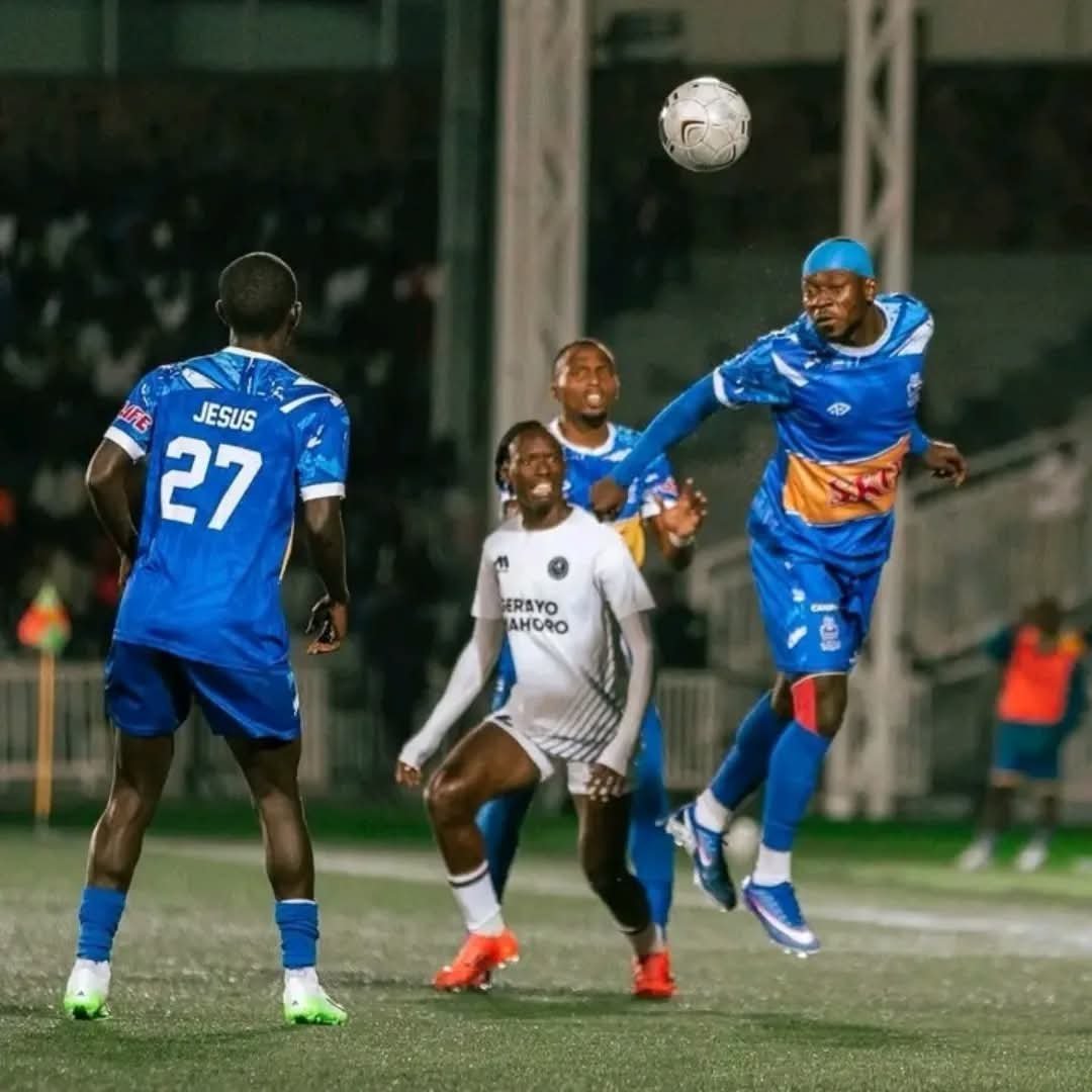 BrightGatete's tweet photo. RAYON SPORTS kumunsi wejo yesezereye police FC kuri penalty 4-3. Nyuma yo kunganya ubusa kubusa. Warumukino utoroshye . Police yihagazeho Ari abakinnyi 10 nyuma yaho Nabimana Eric Zidane abanye umutuku💙🤍🤍🤍🤍🤍🤍💙🤍💙💙💙🤍 https://t.co/5yACuzCFsB