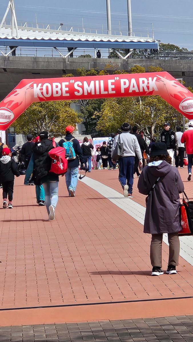 hkb53's tweet photo. 今日はラグビー観戦🏈 https://t.co/koPReVTjF7