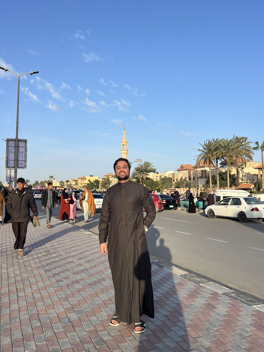 Fteee7's tweet photo. عيدكم مبارك ✨❤️ https://t.co/kEZXVezz9p