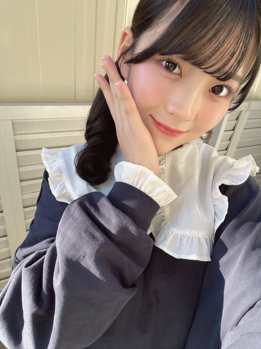 いつもと少しメイクを変えてみた日.｡.:*☆♡🐰

皆様、祝日いかがお過ごしですか？