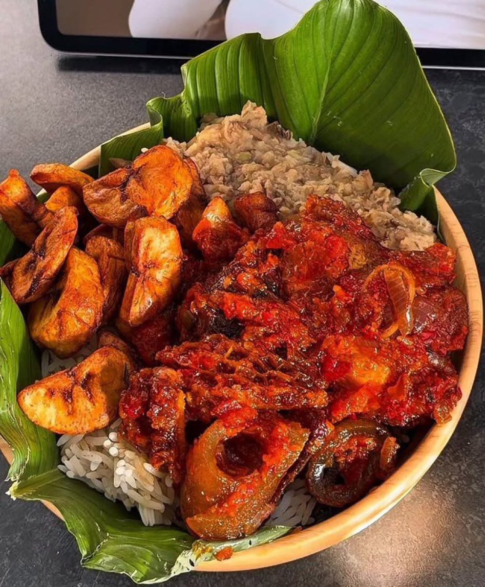 Delphine Rose tweet media