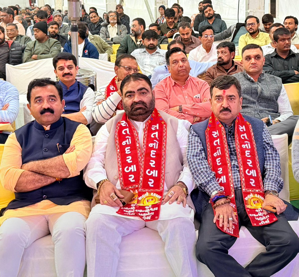 ૨૦૧૧ ના સાથીને ગૌસંવર્ધનનાકાર્યમાં સક્રિયપ્રિયસાથીમિત્રતથાગુજરાત સરકારનાઘેટાંઅનેઉનવિકાસનિગમનાપૂર્વ ઉપાધ્યક્ષસમાજહિતમાટેસતતકાર્યશીલ અનેસમાજનુંઅણમોલરત્નએવાઆદરણીયભાઈશ્રી<a href="/AmarKhambhaliya/">Amarsibhai Khambhaliya</a> જીને જન્મદિવસનીહાર્દિકશુભેચ્છાઓ🎂
ઈશ્વરતેમનેઆરોગ્યઆયુષ્યઅનેવધુ સેવા કરવાનીશક્તિઆપેતેવીપ્રાર્થના.