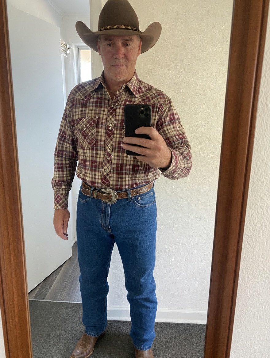 Jezza the average golfer tweet media