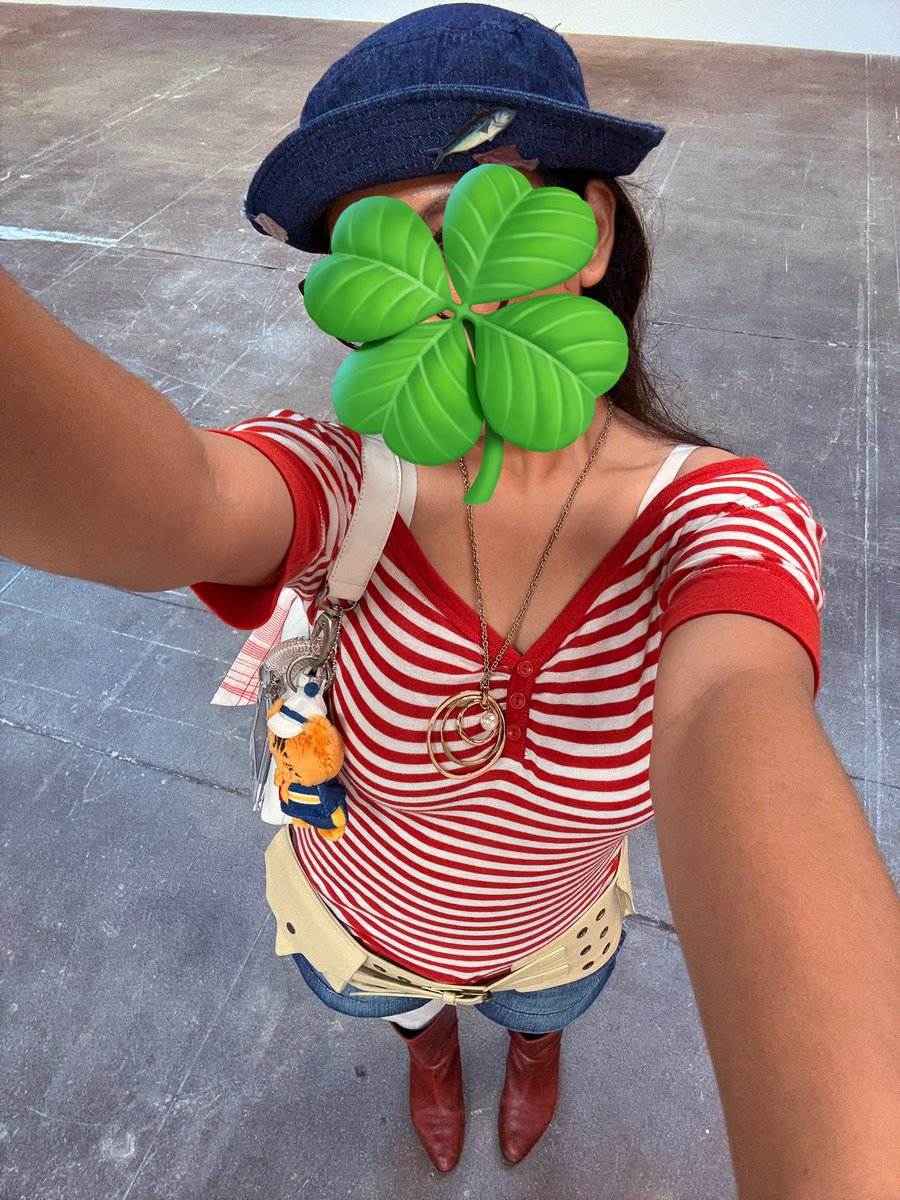 kirsten ⁷ tweet media