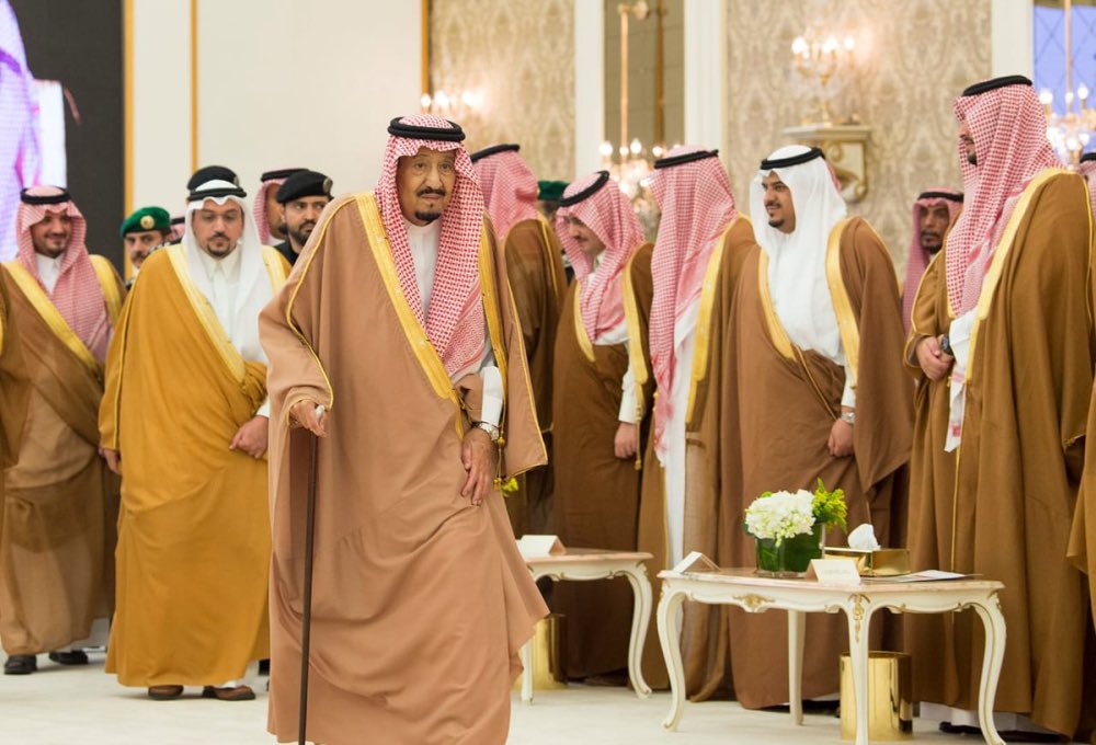 Badr_bentris's tweet photo. أصالة عن نفسي ونيابة عن قبيلة الطرسان من حرب أتقدم لمقام سيدي خادم الحرمين الشريفين الملك سلمان بن عبدالعزيز  وسمو سيدي ولي العهد  الامير محمد بن سلمان  -حفظهما الله- بأسمى آيات التهاني وخالص التبريكات بمناسبة #عيد_الفطر_المبارك  حفظ الله وطننا من كل مكروه 
 وكل عام وأنتم بخير. https://t.co/JY4UrFcqBX