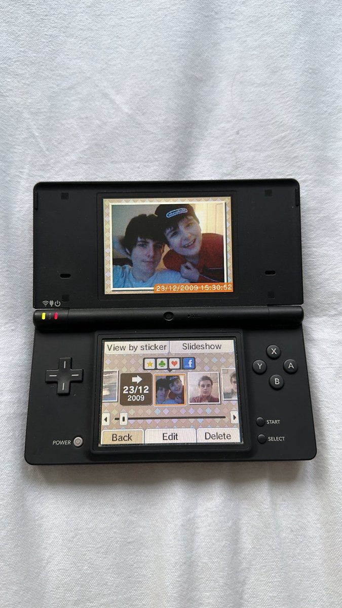 Sam Wren tweet media