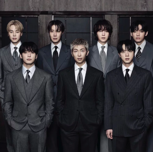 About Music tweet media