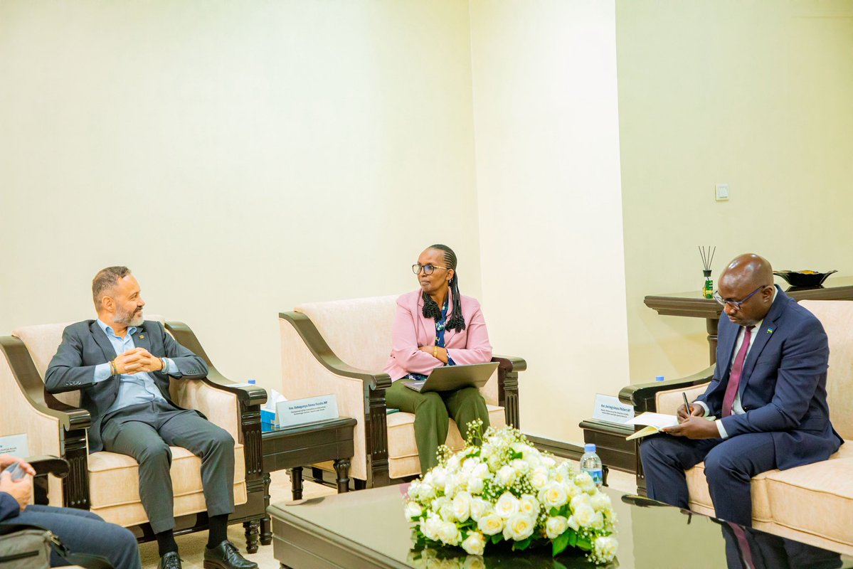 UKWELITIMES tweet media