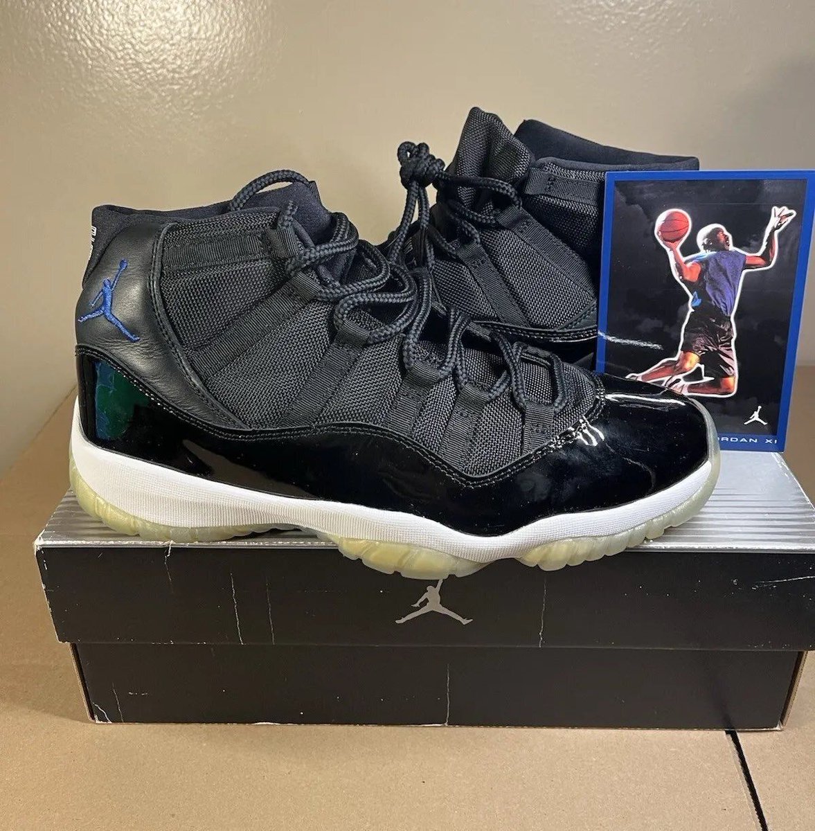 SneakerAlert tweet media