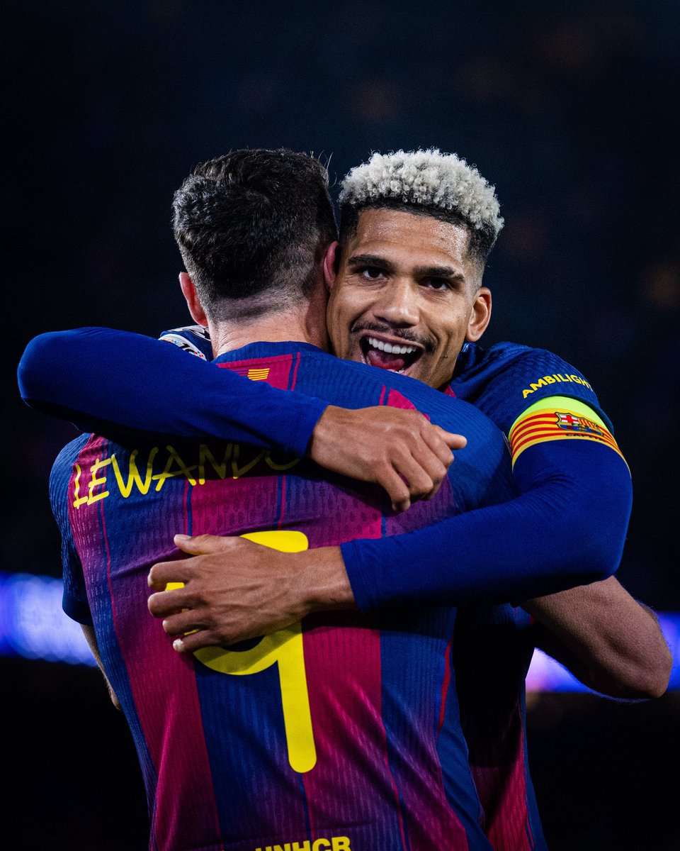 DYNAMIC 💙❤️ tweet media