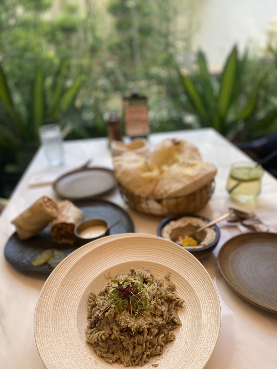 N Christopoulos tweet media