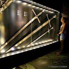 ÜMİTE GUILLIMAN tweet media