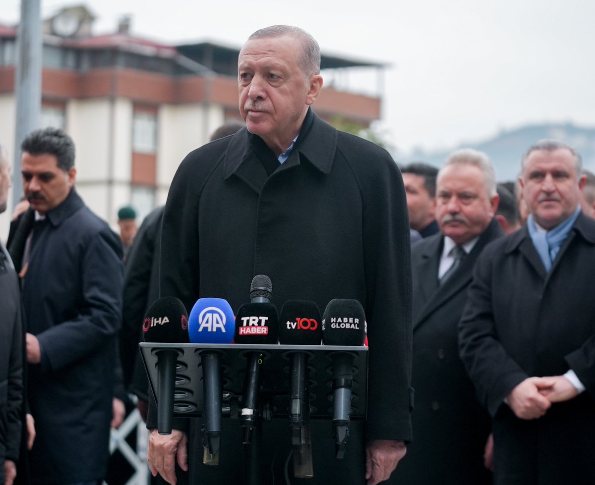 Boşuna Tıklama tweet media